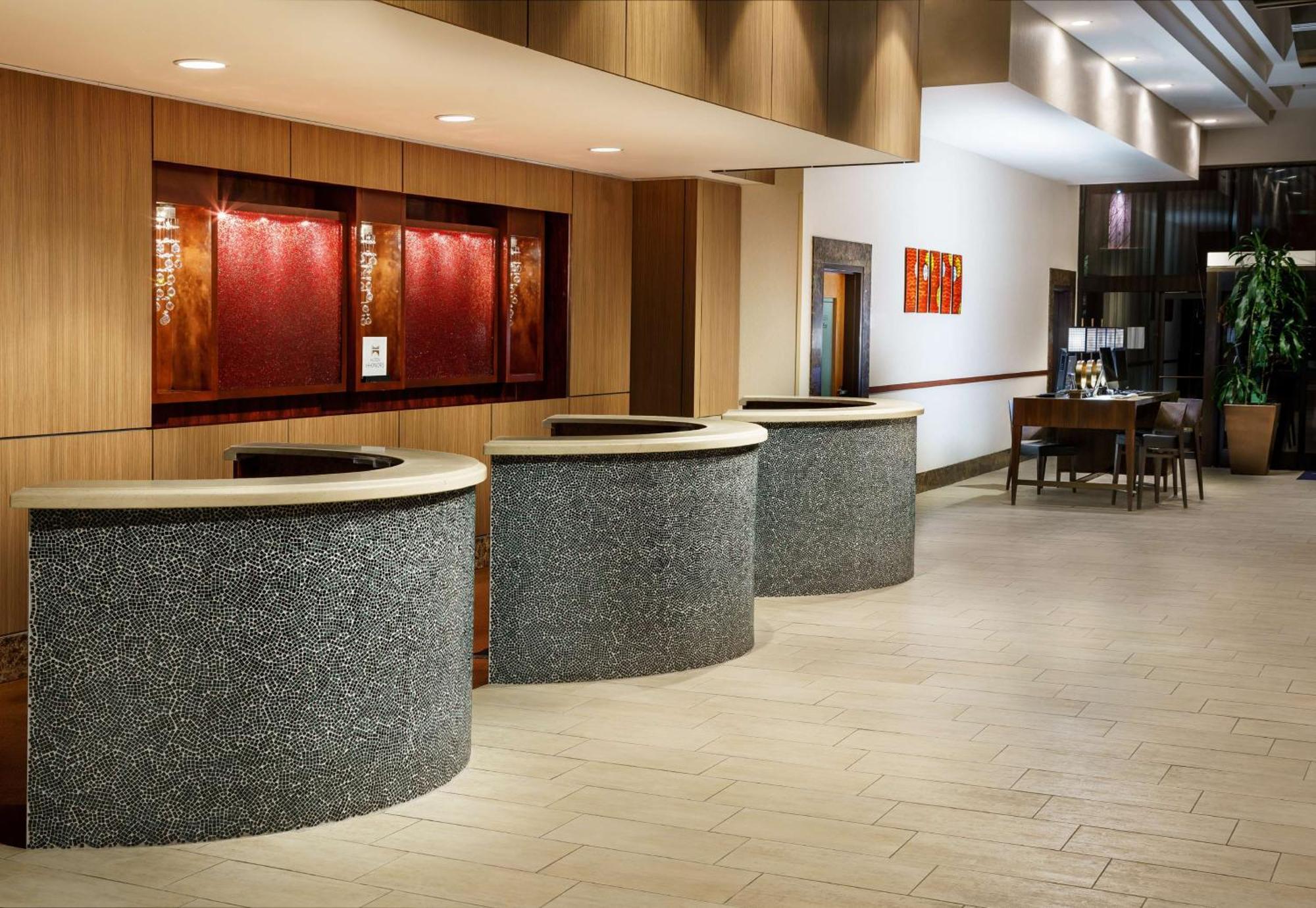 Hilton Charlotte University Place Exterior foto